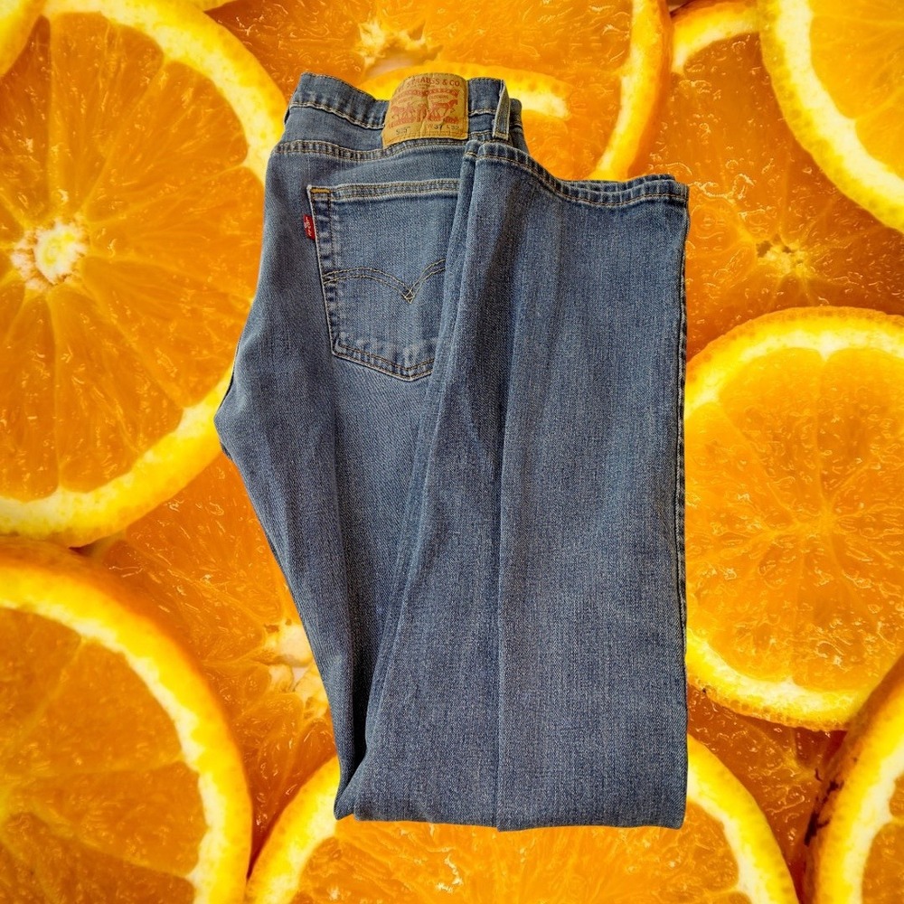 Levis 505 Regular Fit Straight Leg Jeans Mens 32x32 Medium Wash Blue 00505-1959